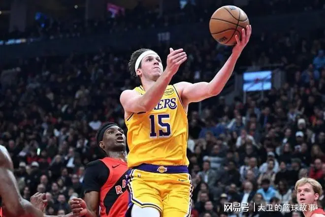 不是詹姆斯！不是八村塁！里弗斯续约最大受害者，21岁恐离开NBA