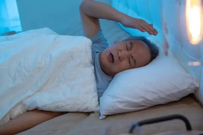 终于弄明白了为什么开空调蚊子就不咬了——不是蚊子被冻着了，也不是蚊子不想咬，而是蚊子的“导航系统”失灵了