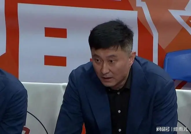 与杜锋水火不容？男篮强力中锋下家曝光，广东队惨遭重大打击！