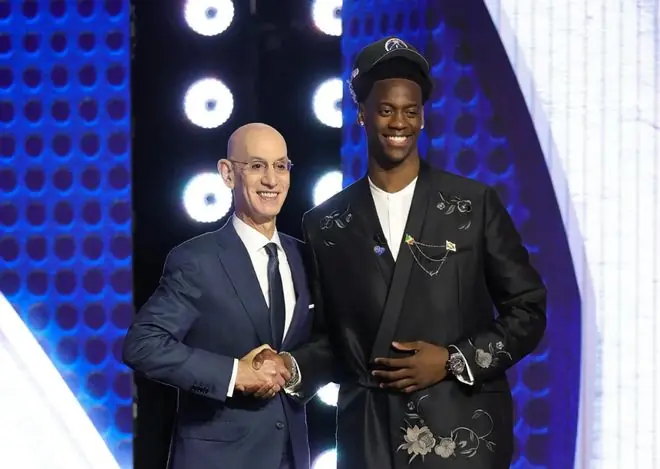 2026年NBA新秀合同预估：每枚首轮签对应薪资一览