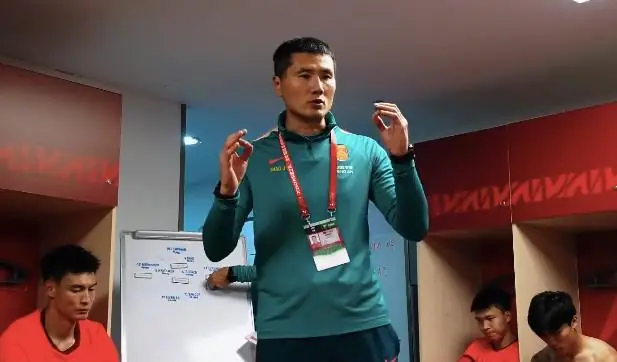 邵佳一赛后鼓励球队：主场没赢确实可惜，但我的要求都做到了
