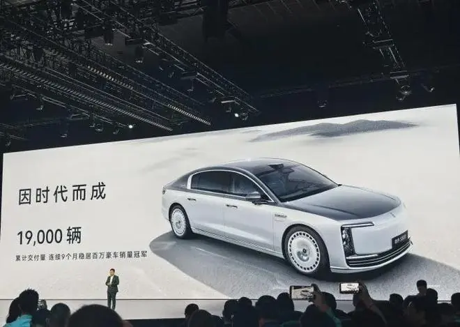 1.5T增程卖百万？这辆被全网嘲笑的车，9个月连续销冠