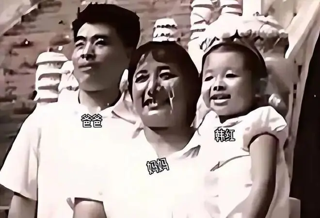 “骗”了我们30年！韩红父亲居然是家喻户晓的他，难怪都不敢得罪她