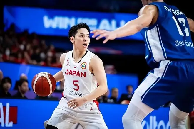 河村勇辉与公牛分手，他参加中日世预赛或来CBA哪个更令人期待？