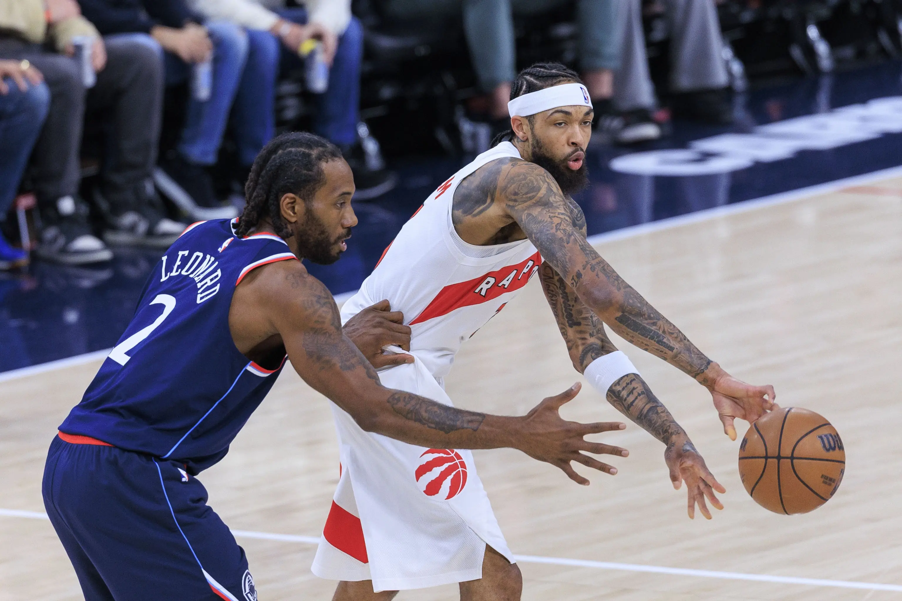 Windhorst：球员筹码方面快船和猛龙已达成一致！就差选秀权了！
