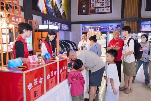 热血、荣光与奇迹！“河南队长”王上源空降郑州，陪球迷共赏阿根廷大战约旦