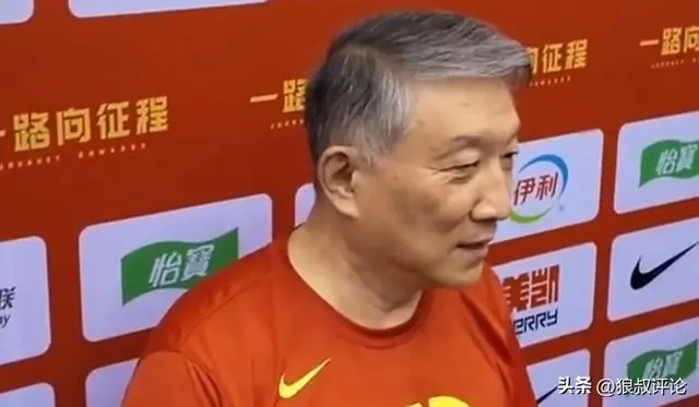 宫鲁鸣：中国女篮训练8周投篮有进步 但不够稳定 终结能力需要提高
