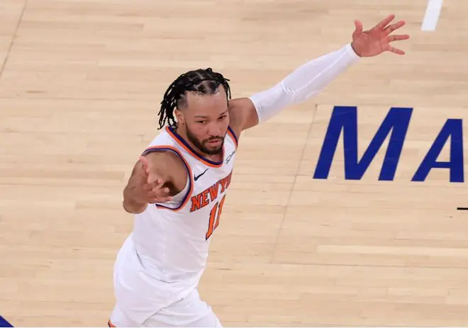 NBA官方总决赛G5裁判报告：漏吹哈珀对布伦森犯规 无碍尼克斯夺冠