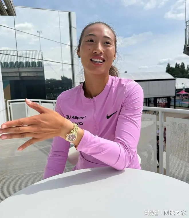 郑钦文：打到最后大家都有机会——是女王自信还是国王新衣？