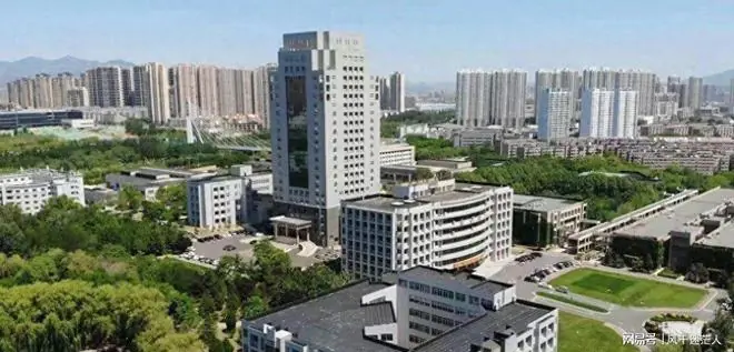 广东最憋屈的医科大学，曾是第一军医大学，却因军转地被严重低估