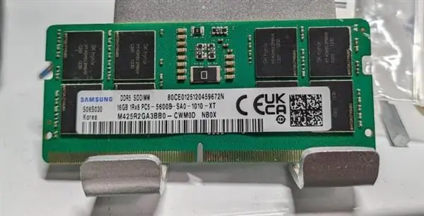 8GB内存售价疯涨800%！小厂商要活不下去了