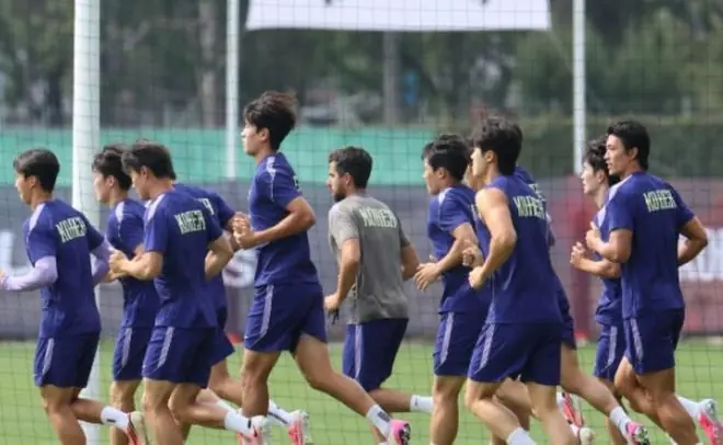 出线形势愈发严峻，韩媒：韩国队大本营气氛十分沉重