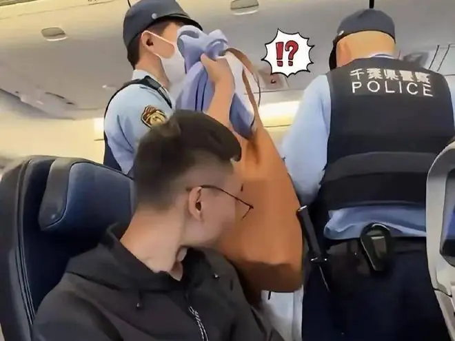 大闹飞机迫降日本东京机场的争执原因曝光了，由同乘坐人员提供