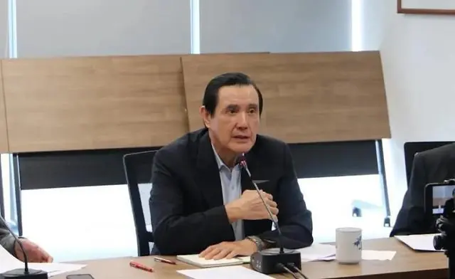 马英九被判无罪,朱立伦提前看望,“黄复兴”暗示2028候选人