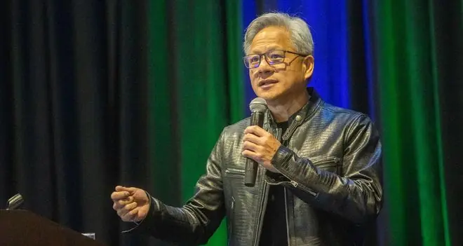 英伟达CEO黄仁勋：相比写代码，我的软件工程师们更喜欢搭智能体