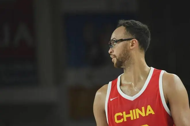 中国男篮该不该走归化路线？
