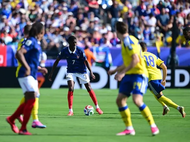 3-0！法国刷爆5大纪录晋级 记者：想起10年西班牙 统治级无懈可击
