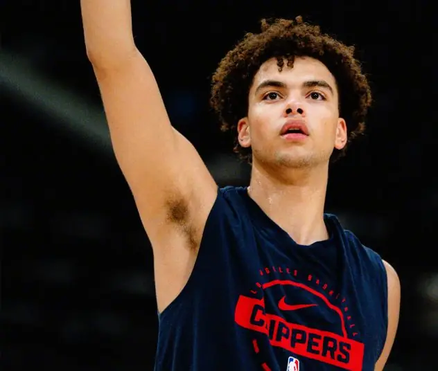NBA夏联：郭昊文被裁！快船遭国王逆转 五号秀7中1七号秀19+7