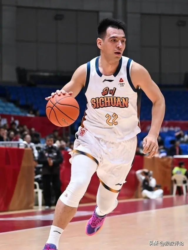 连续引援！曝山东男篮引进四川内线杨文学 上赛季场均6.5分