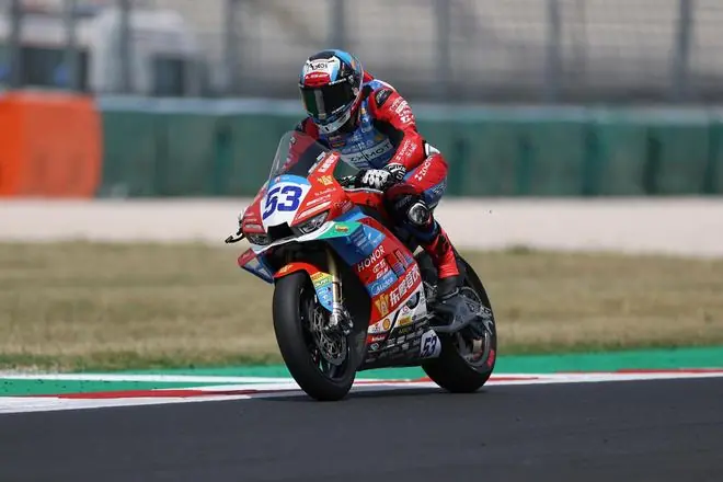 WSBK多宁顿公园站首回合“张雪机车”获第八名