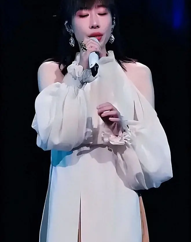 演唱会刚结束，任素汐体面形象遭撕碎，私生活混乱演技再好也没用