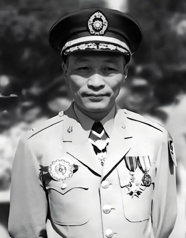 军统最危险的双面间谍：白天是戴笠的心腹，晚上是绝密情报传递者