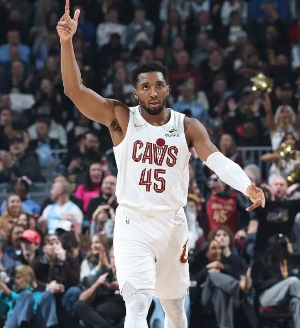 骑士成了冤大头？美记：NBA匿名经理直言米切尔合同严重溢价