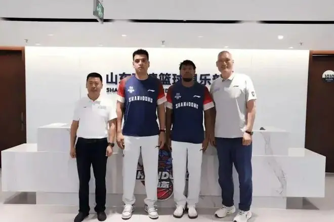 官宣！山东连签两将