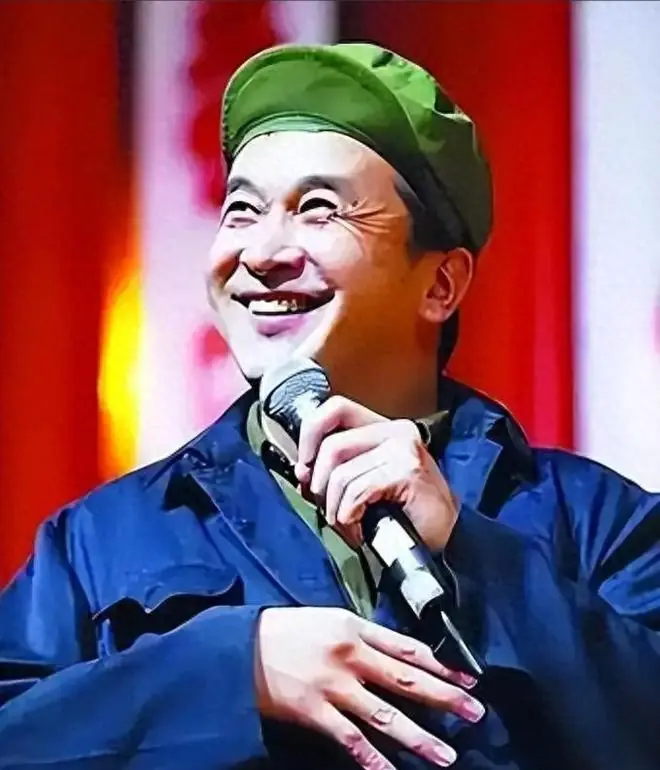 上午被免职，下午被带走，登24年春晚却忽然消失的黄宏如今咋样