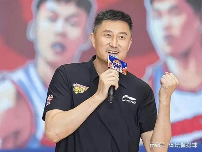 重返国家队？杜锋卸任宏远原因曝光，系正常调整，换帅成本太大！