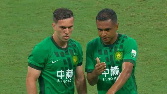 0-2，泰山队延续10年客场不胜国安，郑铮红牌有争议 王大雷尽力了