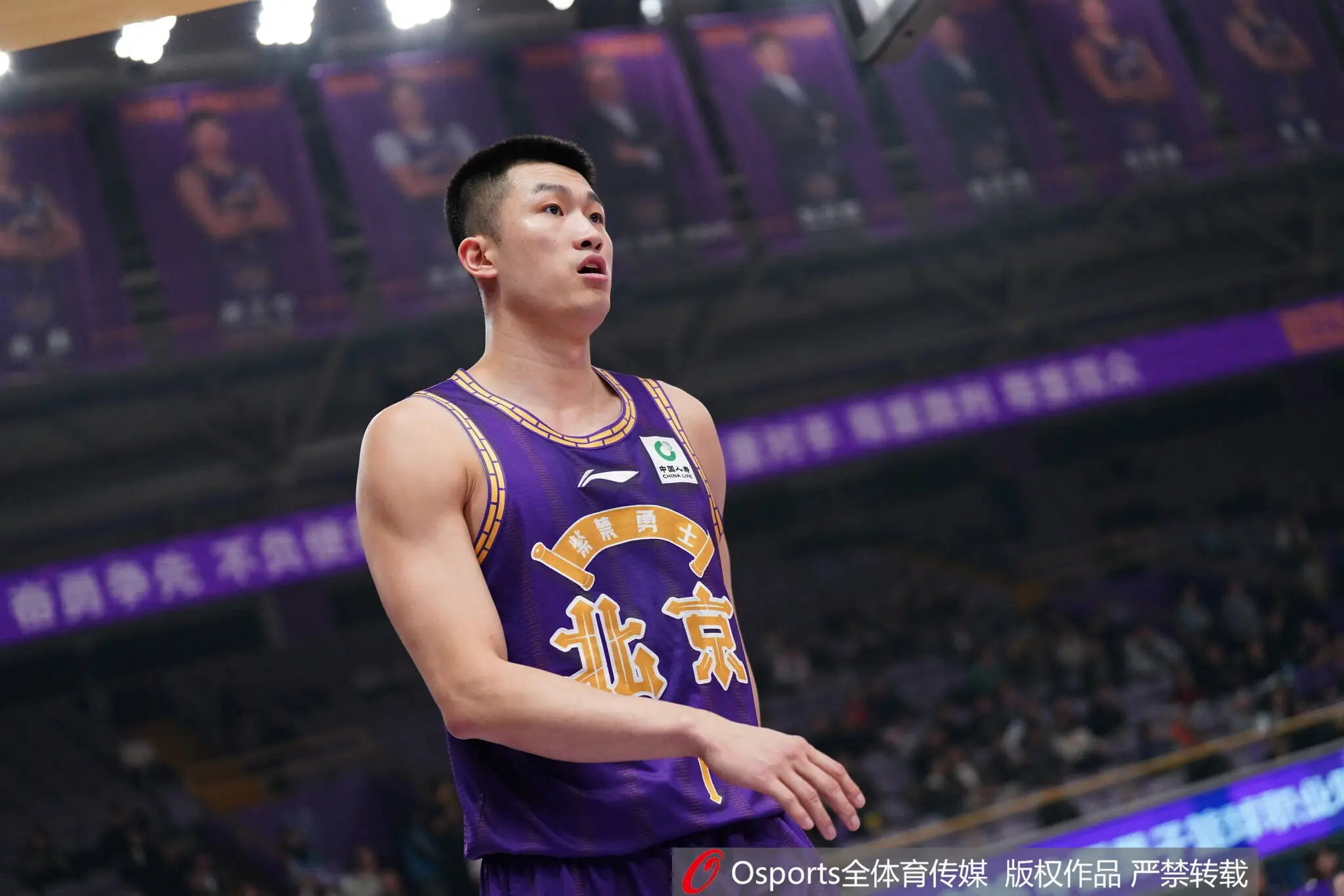 直播吧：浙江男篮将与孟子凯签订为期三年的C类合同