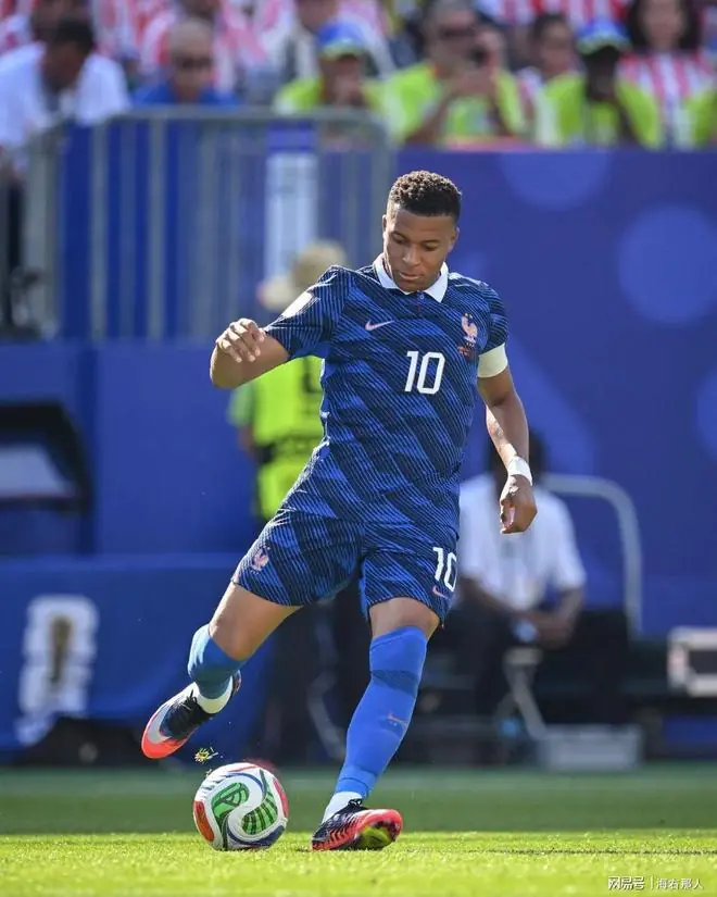 世界杯1/8决赛：法国1-0巴拉圭，过程煎熬，晋级才是硬道理