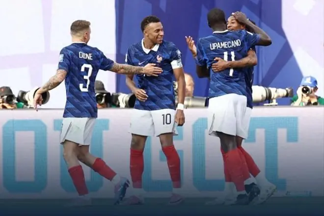 断档领先！法国3-0轻取瑞典，谁能阻止高卢雄鸡夺冠？