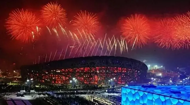 看了新加坡媒体的披露，我才知道，中国已经没必要向世界证明什么