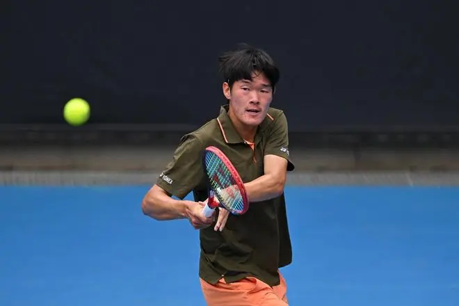 Michael Zheng何许人？父母湖北移民，他已冲进大满贯