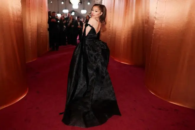 巡演档期撞车，Ariana Grande遗憾退出《美恐》第13季