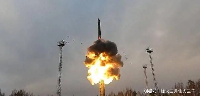 中国44年来首次试射洲际导弹，全球反应堪比好莱坞大片