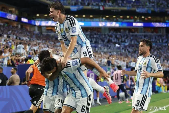 世界杯:阿根廷3-2佛得角进16强!梅西破门+罗梅罗造乌龙绝杀