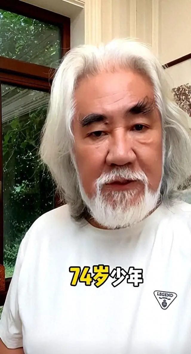 牡丹花下死，做鬼也风流！这一次，75岁的张纪中彻底沦为了笑话