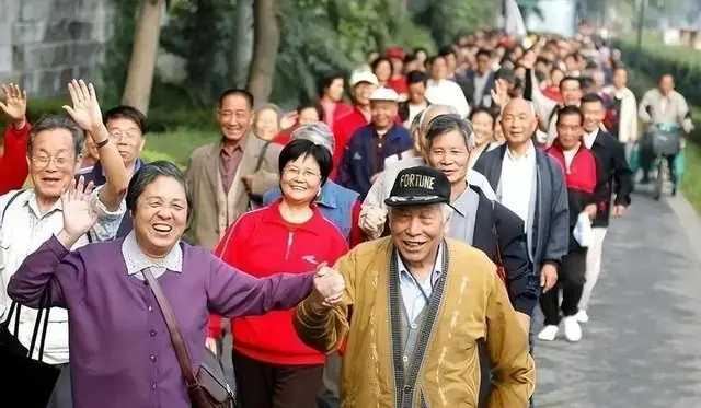 中国将迎来前所未有的死亡高峰，专家得出答案：是这些因素导致的