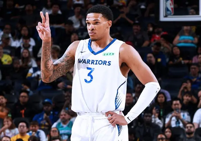 NBA夏联：首败！勇士金队最多落后30分输热火 康韦尔26+5+4