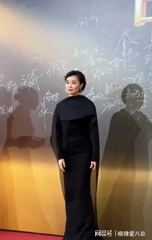陈建斌与吴越分手20年后重修旧好，蒋勤勤难掩苦涩