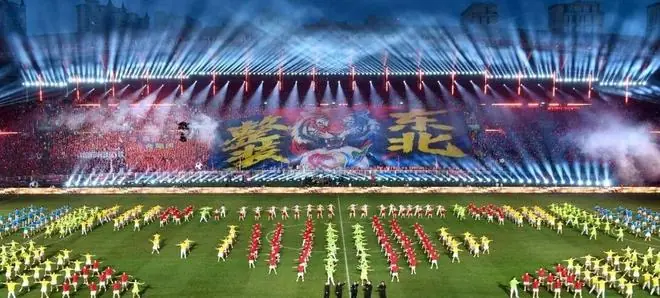 天花板级看台应援！“东北超”每�...