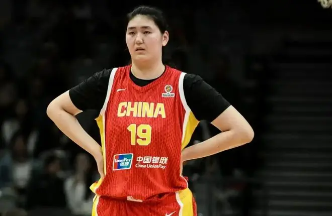 女篮74-76澳大利亚 球员评价：2人优秀，2人及格，6人低迷