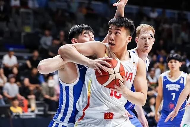 中国男篮半场领先中国台北26分，上场球员中唯山东国手没有得分