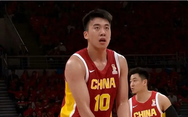 耻辱夜！19分惨败日本，中国男篮背靠悬崖：72小时后，面临生死战