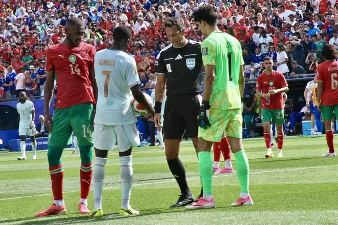 法国2比0胜摩洛哥，德尚留下最后一课：“团队才是明星”