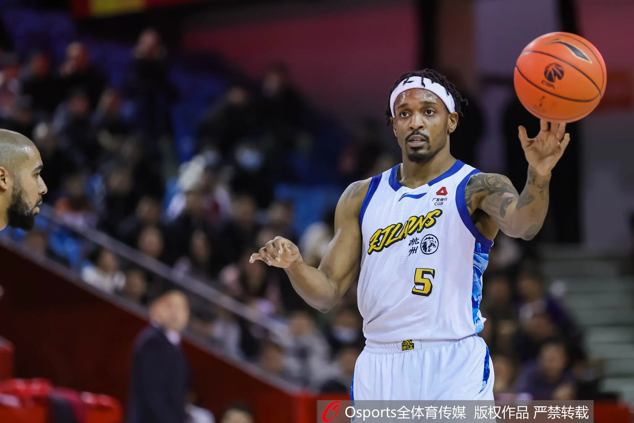 再度联手？媒体人：北京首钢将在休赛期追逐外援小巴里·布朗